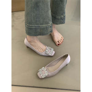 Chaussures à talons hauts élégantes pour femmes, style français, pour le Nouvel An 2025, avec strass, bout carré, bouche peu profonde, talon épais de 8 cm, effet lumineux - Product Image 3