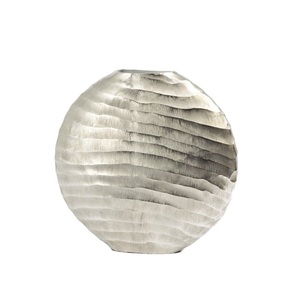 Diseño decorativo Premium Maceta Jarrones de metal Más vendidos para bodas y eventos Decoración del hogar y el jardín - Product Image 1