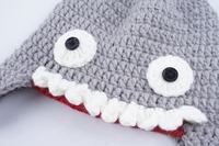 Gorro de Ganchillo Hecho a Mano para Otoño/Invierno, Cálido, con Diseño de Tiburón, Gorro de Punto de Algodón para Bebé con Cola de Caballo, Personalizado, Venta al Por Mayor, Patrón de Dibujos Animados