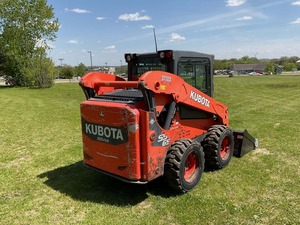 Chargeuse compacte Kubota SSV65 2016 avec moteur diesel, pompe hydraulique et moteur à engrenages - Haute efficacité - Product Image 6