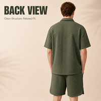 Ensemble court gaufré personnalisé IKDEER pour homme : chemise à col polo et short à cordon de serrage pour les voyages, les stations balnéaires et la vente au détail estivale