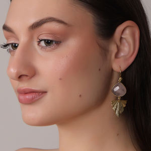 DUA Boucles d'oreilles pendantes en quartz rose plaqué or 18 carats faites à la main Bijoux de mariage tendance en laiton - Product Image 5