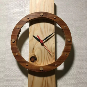 HORLOGE MURALE EN BOIS PLUS PERSONNALISÉE POUR UNE DÉCORATION MAISON ÉLÉGANTE Corps EN Bambou MODERNE avec Rosh Naturel pour les Occasions de Mariage - Product Image 1