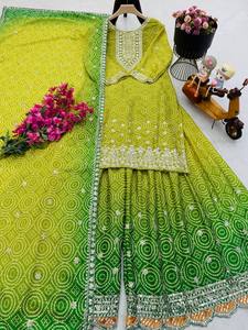 Nouvelle arrivée de vêtements Designer Sharara Suit & Dupatta Set pour les fêtes indiennes et pakistanaises - Product Image 6