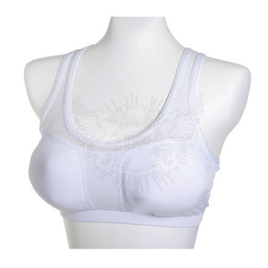 Protège-poitrine respirant en néoprène de haute qualité pour femmes pour une flexibilité et une protection maximale - Product Image 2