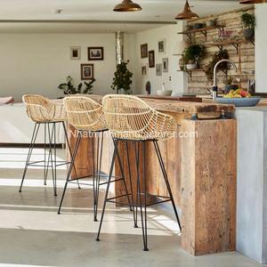 Tabouret de bar en rotin, chaise en rotin naturel avec cadre en fer, design robuste pour plus de confort Convient pour un usage commercial - Product Image 3