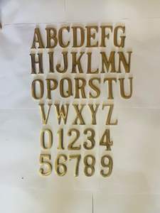 Novedad de 2023, letras del alfabeto de elegantes Latón chapado en oro de 6 pulgadas, exportación directa para la decoración de la habitación del hogar y el Hotel DE LA India - Product Image 6