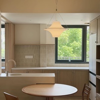 Meuble buffet mural moderne en bois de style japonais avec rangement intégré, console personnalisée pour appartement et maison d'hôtes