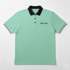 Vêtement tricoté sur mesure minimaliste avec patte de boutonnage discrète et bords finis soignés en polyester/coton pour un look élégant et contemporain pour le bureau ou les soirées. - Product Image 1