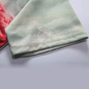 เสื้อยืดพิมพ์ซับลิเมชันสำหรับผู้ชายเสื้อยืดโพลีเอสเตอร์สีทึบพิมพ์ซับลิเมชัน - Product Image 4