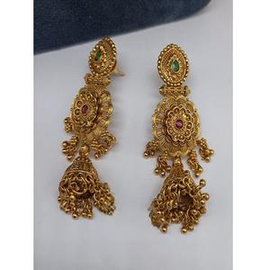 Atractivos pendientes Jhumki con acabado dorado de la mejor calidad, estilo Polki Kundan, para mujeres y niñas, para un look tradicional, colección para bodas. - Product Image 2