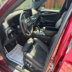 2021 M550i XDRIVE Volante a la Izquierda Asientos de Cuero Techo Solar Faros LED Autonomía de 601-700 km Batería de 90-110 kWh Motor de 150-200 kW - Product Image 5