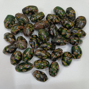 Cuentas de cristal hechas a mano mixtas al por mayor con agujeros grandes diseños de joyería de horno a granel de <span class=keywords><strong>India</strong></span> a la venta