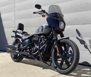 Motocicleta Cruiser FXBBS STREETs BOBs 114 2024 Nueva, Motor V-Twin, 6 Velocidades, Alto Torque y Rendimiento - Product Image 3