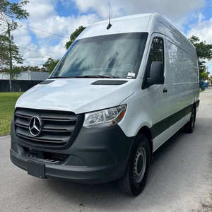 PARFAIT ÉTAT 2023 Merce-des-Be-nz Sprinter - Product Image 2