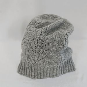 หมวกบีนนี่สีเทาออร์แกนิกเป็นมิตรกับสิ่งแวดล้อมสำหรับผู้หญิงปรับได้ใช้งานกลางแจ้งกลางแจ้งแบบตาข่ายหรูหราผ้าขนแกะเนื้อนุ่มระบายอากาศได้ดี - Product Image 2