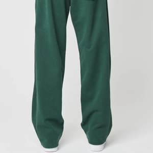 Joggers หลวมระดับพรีเมียมสําหรับผู้ชาย - ความสะดวกสบายที่เหนือกว่าด้วยการออกแบบที่มีสไตล์เหมาะสําหรับการพักผ่อนและกิจกรรมเบา ๆ - Product Image 2