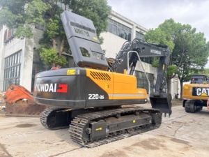 รถขุดมือสอง 22 ตัน อุปกรณ์ก่อสร้าง รถขุดตีนตะขาบมือสอง รถขุด Hyundai R220LC-9S - Product Image 2