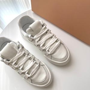 Zapatillas de Moda Personalizadas para Hombre con Logotipo, Antideslizantes, Estilo Skateboard, Parte Superior de Microfibra Blanca, para Caminar - Product Image 2