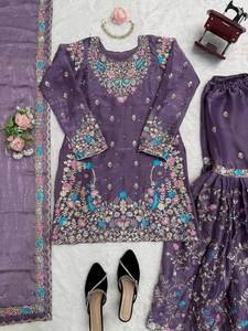 Conjunto de Traje Sharara Anarkali de Seda JMC para Mujer con Dupatta Bordada, Ropa Étnica Festiva - Product Image 4