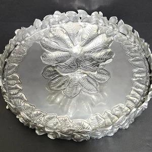 Support à gâteau à motif floral pour servir lors de fêtes, réceptions de mariage, anniversaires, réceptions à domicile, buffet et centre de table - Product Image 4