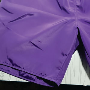 Nuevos Shorts Deportivos para Hombre, Tejido Sin Costuras, Nailon Ligero, Transpirable, Shorts de Gimnasio, Color Sólido, Logotipo Personalizado, Shorts Activos - Product Image 4