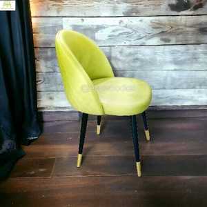 Silla de Comedor de Lujo Moderna y Cómoda de Terciopelo Verde Claro con Estructura de Madera Sólida para Restaurante, Sala de Estar y Eventos - Product Image 4