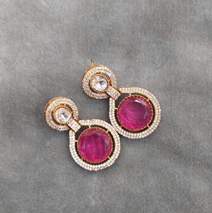 Trendy Zircon Diamond <b>Small</b> <b>Stud</b> <b>Earrings</b> With Gold Tone Fashionable Elegant Women <b>Earrings</b> Party Wear for Parties - Product Image 5