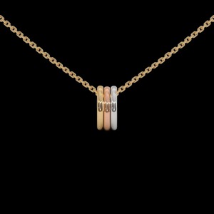 Pendentif et collier en or blanc 18 carats de style classique les plus vendus disponibles à la vente - Product Image 2