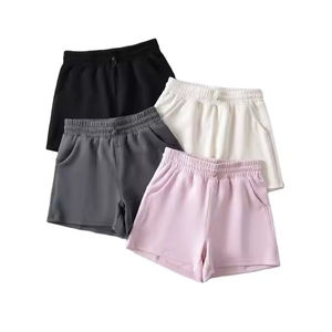 Vente en gros de bermudas taille haute avec logo personnalisé, short de survêtement pour femme en coton beige vierge pour la course à pied et l'entraînement - Product Image 6