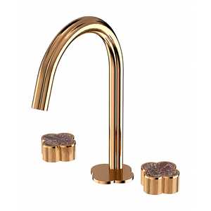 Nuevo Diseño Grifo de Lavabo de Latón Dorado Cepillado, Mezclador de Lavabo de 3 Orificios, Agua Fría y Caliente, Rociador Suave, Duradero para Mueble de Baño - Product Image 1