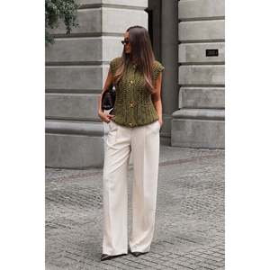 Gilet en Organdy avec Détail Bouton et Poches - Khaki - Khaki - Product Image 2