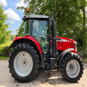 Tracteur Massey Ferguson 6714 acheter une qualité supérieure livraison rapide en stock équipement agricole robuste à entraînement par engrenages 4WD - Product Image 6