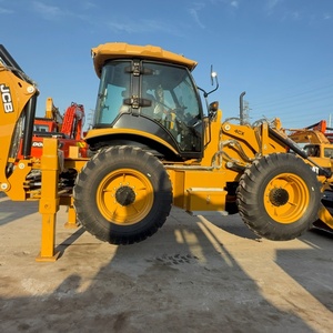 รถตักล้อยาง JCB 4CX สภาพใหม่ 95% พร้อมประสิทธิภาพที่เชื่อถือได้ รถตักล้อยาง JCB 4CX มือสอง เครื่องจักรก่อสร้าง มีสินค้าในสต็อก - Product Image 3