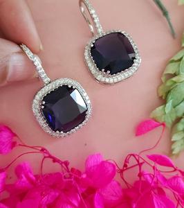 Impresionantes Pendientes con Acabado Plateado de la Mejor Calidad con Piedras de Circonita Cúbica para Mujeres y Niñas, Colección para Bodas y Fiestas - Product Image 2
