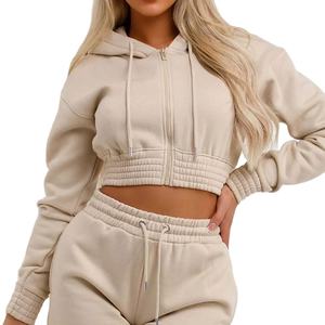 Shorts en polaire décontractés surdimensionnés pour femme avec logo, demi-manches, taille haute, respirants, collection automne-hiver 2026 - Product Image 1