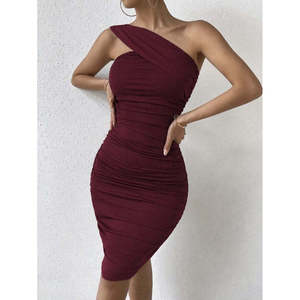 Vestido Corto de Mujer con Hombros Descubiertos, Tirantes Asimétricos y Detalle Fruncido, 35166 - Borgoña - Product Image 2