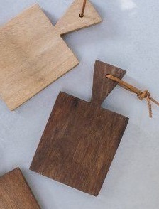 เขียงไม้แนวชนบทที่มีพื้นผิวไม้แกะขัดเงาเหมาะสำหรับนักชิมที่ให้บริการและงานตัดทุกวัน - Product Image 3