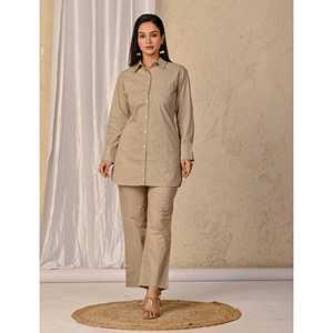 Conjunto de Dos Piezas de Algodón Estampado Barik Butti Verde Claro de Alta Calidad para Damas, Tallas XS y XXS, con Decoración de Botones - Product Image 3