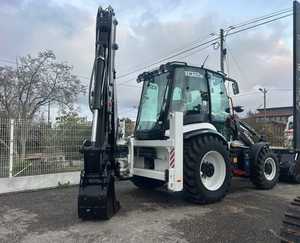 Chargeuse-pelleteuse de chantier robuste HIDROMEK HMK 102B - Product Image 3