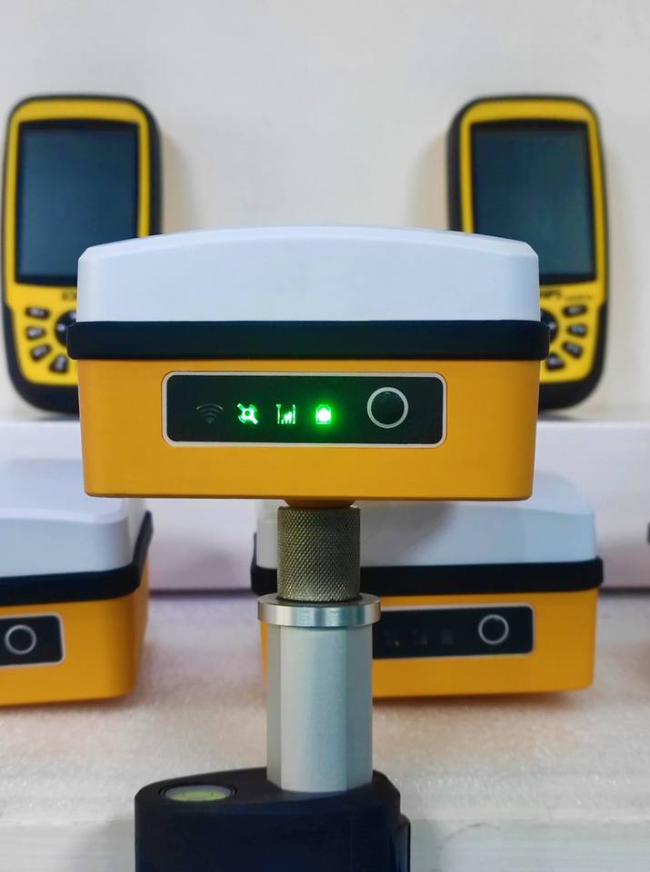 High Precision Maskura GNSS RTK Base & Rover with Controller for Land ...