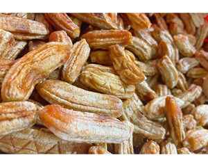 Collation de banane séchée douce du Vietnam créée en mettant l'accent sur la texture naturelle faite à partir de bananes soigneusement choisies et emballées pour l'exportation - Product Image 3