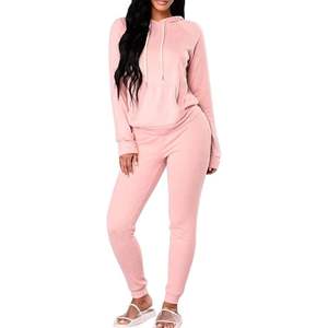 Survêtement tendance, écologique et à la mode, fabriqué professionnellement avec logo personnalisé, survêtement pour femmes, pas encore d'avis - Product Image 1