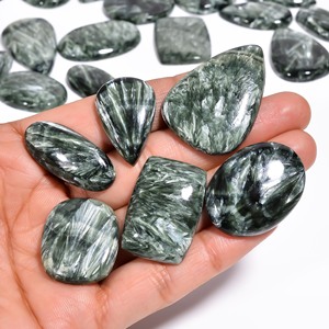 Cabochons de pierres précieuses en quartz séraphinite 100 % naturels, formes variées, haute qualité, tailles personnalisables, vente en gros pour la fabrication de bijoux - Product Image 6