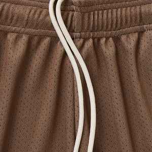 Shorts de basketball en mesh personnalisés pour hommes, vente en gros, impression par transfert thermique, couleur unie, séchage rapide, respirant, style urbain - Product Image 4