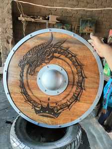 Escudo vikingo de madera totalmente funcional Medieval Roleplay Cosplay disfraz hogar pared decorativa escudo hecho a mano - Product Image 4