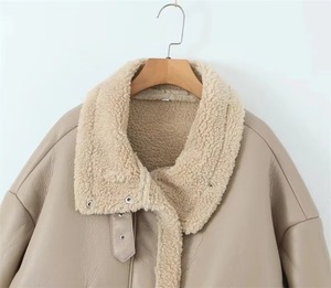 เสื้อแจ็คเก็ตหนังกลับหนาสำหรับผู้หญิงฤดูหนาว  พร้อมขนเฟอร์  แบบชิ้นเดียว ปกใหญ่  เสื้อโค้ทหนังผู้หญิงหลายแบบ - Product Image 6