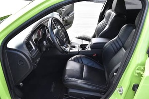 Dodge Charger 2023, transmission automatique, conduite à gauche, essence/électrique, faible kilométrage, transmission intégrale. - Product Image 3