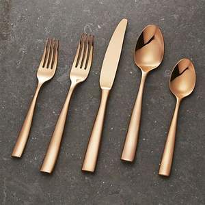 Ensemble de couverts en acier inoxydable fait main en Inde avec manche rond et fin plaqué or rose pour la table à manger, vaisselle, couverts - Product Image 6