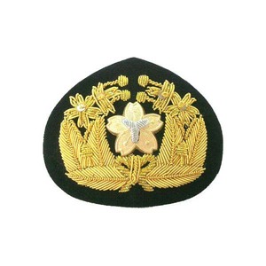 2024 nueva venta al por mayor clásico 100% lingotes de alambre y lana clientes Masonic Logo Blazer insignias - Product Image 1